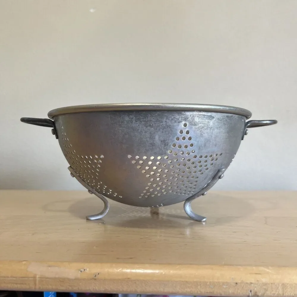 Vintage 1950s Mirro Aluminum Strainer Colander Star Design 9